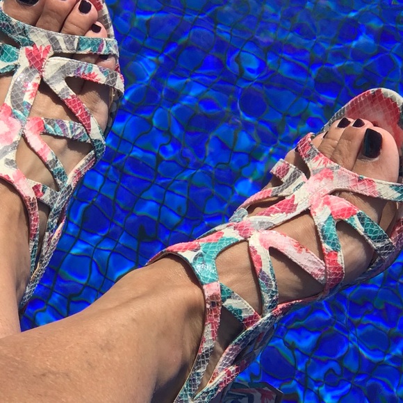 Naturalizer Shoes - NEW!  Naturalizer Sandals -tropical on leather